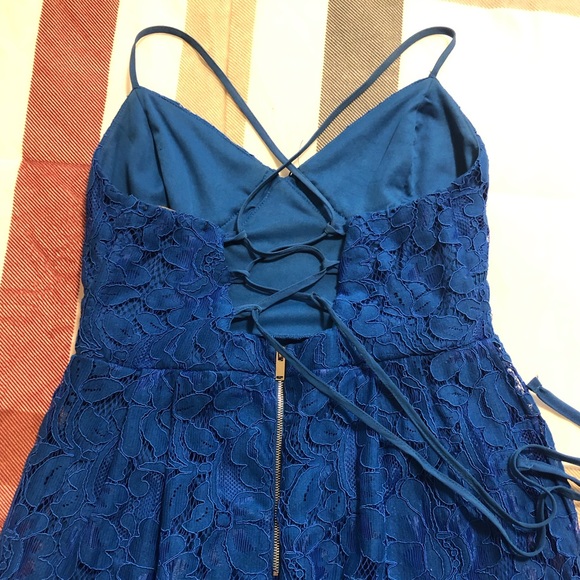 BEAUTIFUL MIDI BLUE LACE CORSET BACK - Picture 3 of 4
